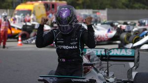 Lewis Hamilton a făcut din nou senzație și a câștigat Marele Premiu al Formula 1 din Spaniai. Max Verstappen, aproape de o mare victorie | VIDEO