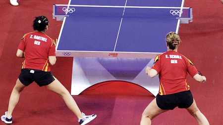 Avem cu ce... la tenis de masă!