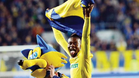 "Lupta" pentru Bokila:** Steaua a oferit 700.000 â‚¬, răspunsul dat de Petrolul a BLOCAT negocierile! Cât cer ploieștenii pentru atacant