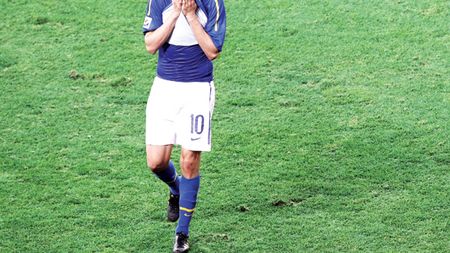 Kaka și-a riscat cariera!