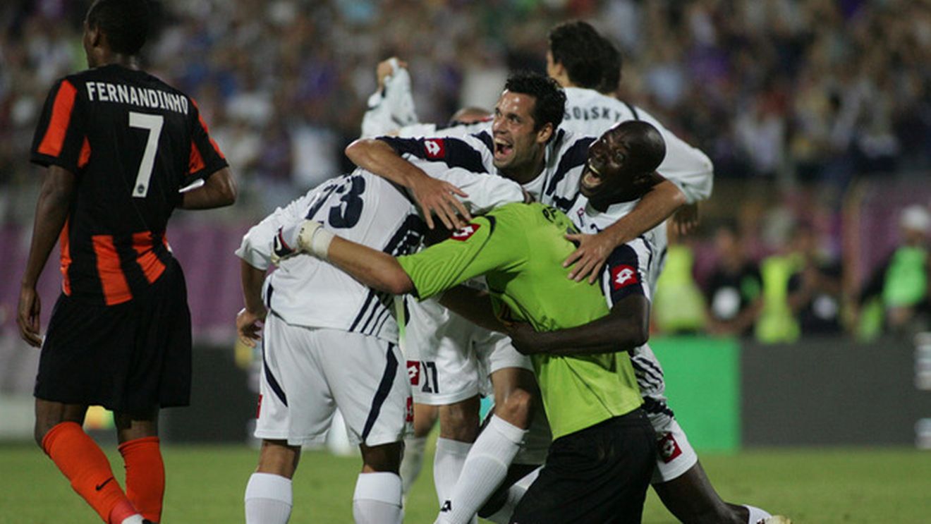 "Stuttgart joacă** în țara lui Tarzan!"