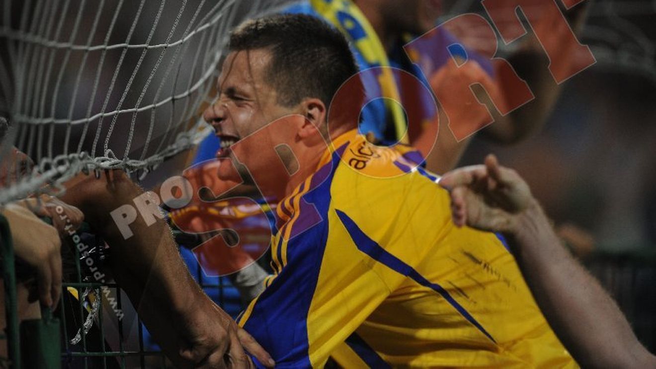 SURPRIZĂ‚! Campioana, îngenuncheată în prima etapă:** Petrolul-Oțelul 2-1! Oprița a reușit o "dublă" de senzație