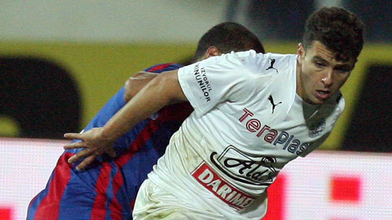 Ă‚sta e adevăratul motiv pentru care Moraes n-a mai ajuns la Steaua:** "Jucătorul a vrut, dar..."