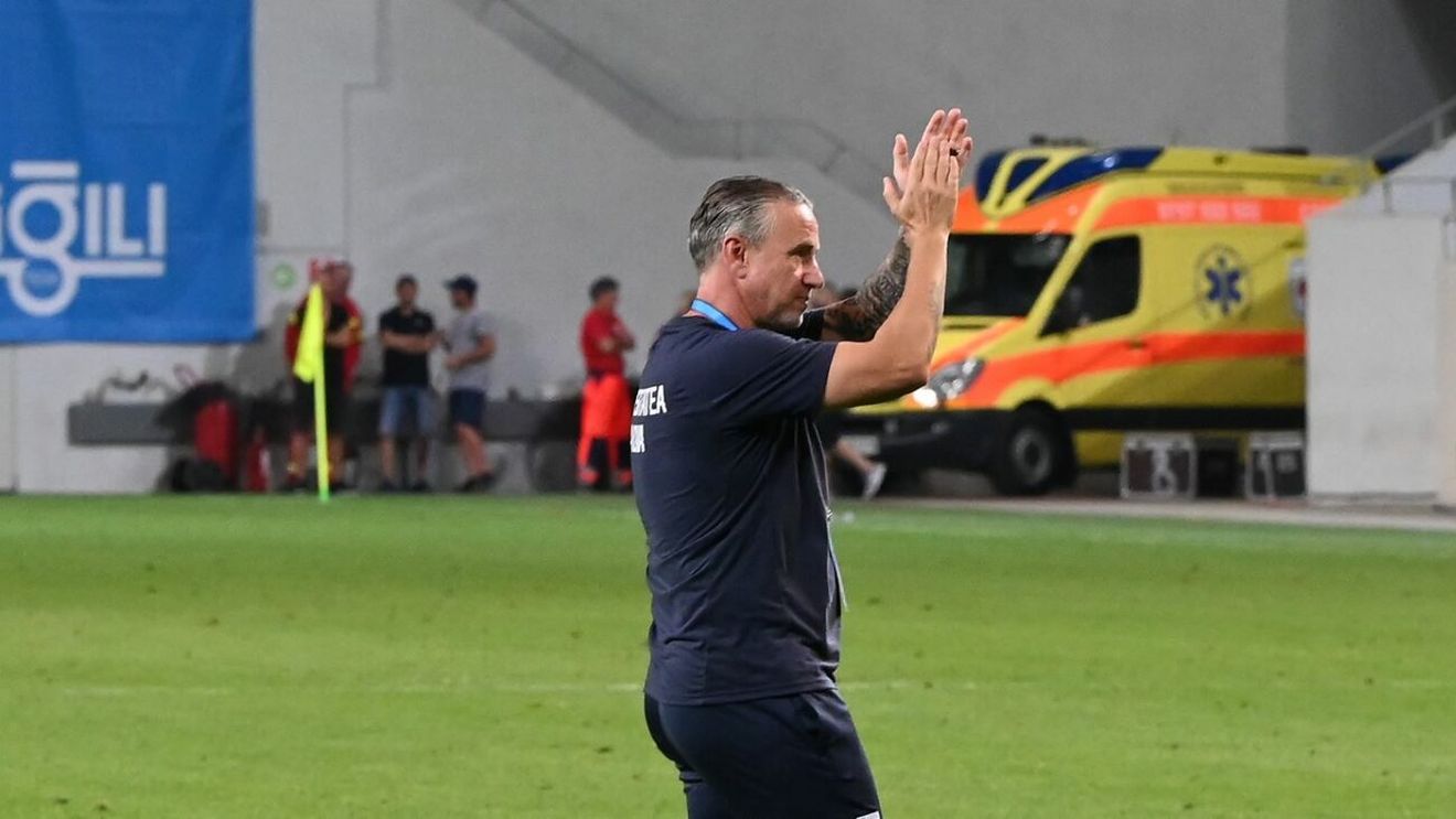 Laurențiu Reghecampf se umple de bani de la arabi pentru că e dat afară! Suma uriașă pe care o ia de la șeici