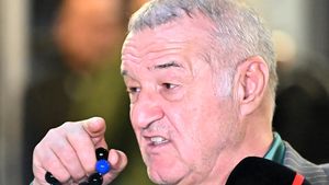 Cine arbitrează FCSB - Rapid. Gigi Becali l-a făcut praf: „Are o perversitate de nedescris”