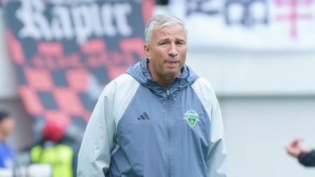Dan Petrescu e în cel mai negru moment al carierei sale! „Îmi e rușine de mine”