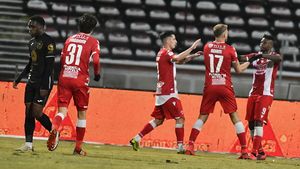 Drogat cu cocaină, atacantul a fost dat afară de Dinamo. Acum, a semnat cu un alt club din România, deși era liber de contract de 3 ani