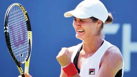 Monica Niculescu: "Sunt puțin surprinsă că am învins-o pe Na Li, dar am jucat bine"