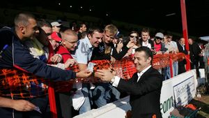 Gigi s-a întâlnit cu reprezentanții galeriei:** "Am făcut pace!"