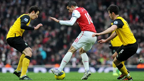 Arsenal face show cu Tottenham,** Giggs aduce victoria lui Man. United la meciul 900 pentru echipa lui Ferguson