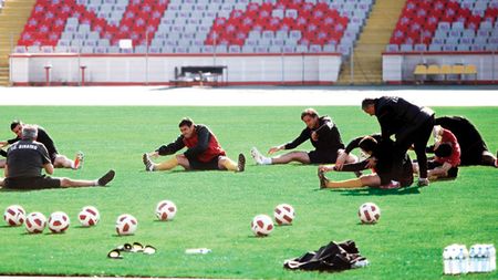 Mărgăritescu a revenit la antrenamente!** Andone vrea să-l titularizeze cu Steaua