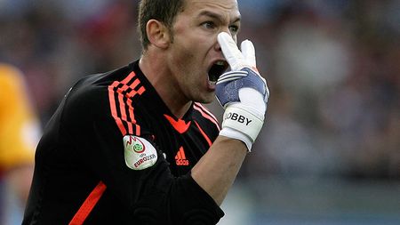 Căpitanul României U21 este comparat cu Bogdan Lobonț: "Vorbește foarte mult în poartă"