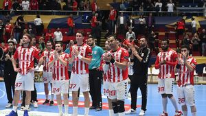 Greva din Germania a dat peste cap planurile lui Dinamo înaintea meciului din Liga Campionilor! Câte ore va face campioana României până la Kiel | EXCLUSIV