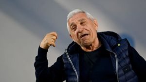 Rușii i-au trimis lui Giovanni Becali avionul privat la scară. Trei fotbaliști au fost transferați la Moscova: „Petrec extraordinar”