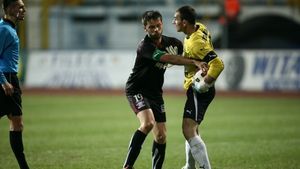 El e jucătorul cu care Răzvan vrea să își asigure spatele**: "Rapid joacă super!"