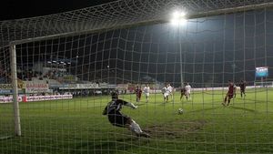 Rapid e într-o situație disperată, dar există și jucători care încă cred în "farmecul vieții". Declarație de dragoste: ** "Orice ar fi, sunt la un club mare. Nu renunț până nu iau un trofeu!"