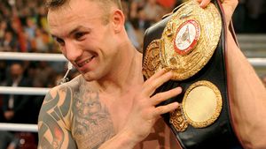 Bute află cu cine se bate pentru unificarea centurilor!** Kessler vs Perdomo, LIVE la Sport.ro