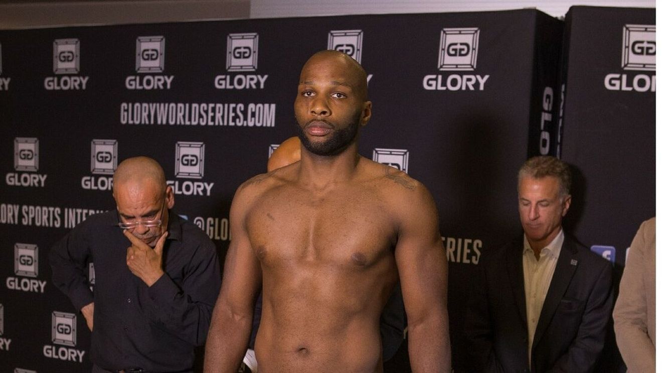 „M-a dus la pădure și mi-a băgat țeava de la pistol în gură”. Bărbatul care i-a dat K.O. lui Cătălin Moroșanu, după doar 35 de secunde, a fost condamnat la 11 ani de închisoare pentru ce i-a făcut fostei iubite