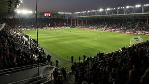 Încă o lovitură dată de Rapid București! Ia 3 milioane de euro din afacerea momentului! A vândut numele stadionului Giulești la licitație