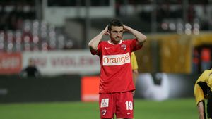 Liviu Ganea îi liniștește pe "câini"!** "Nu se pune problema să merg la Steaua sub nicio formă"