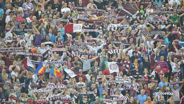 Război TOTAL în Liga I!** Fanii sunt la cuțite cu un conducător: metoda INEDITĂ‚ prin care au încercat să-l alunge. L-au avertizat printr-un banner ceea ce va păți: