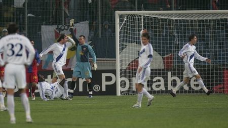 SCANDAL** Tușierul de la Napoli-Steaua, acuzat că a luat MITĂ‚ 200.000 â‚¬ de la "roș-albaștri" în 2006!