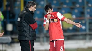 Dănciulescu îl susține până la capăt pe "Ciobi":** "Nu mă supăr că sunt rezervă, eu vreau să fiu un exemplu"