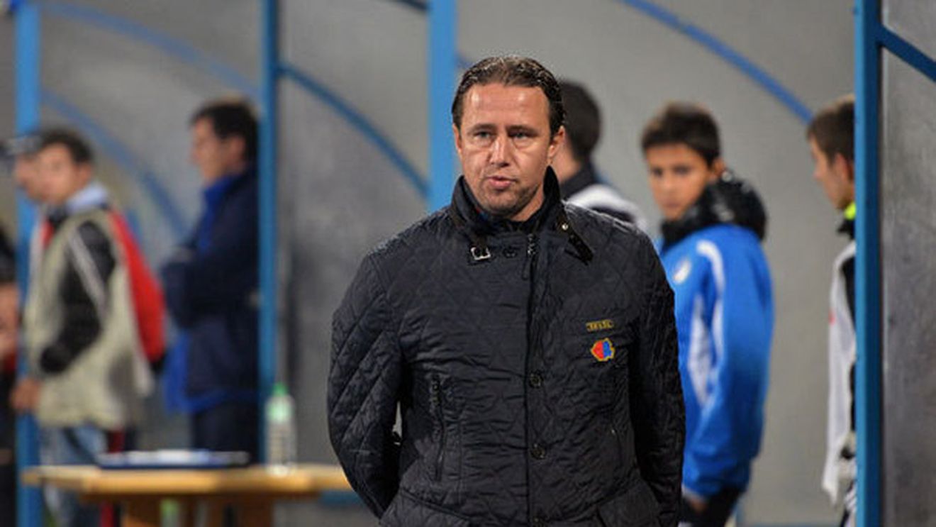 Victorie de moral la Chiajna!** Reghecampf dezvăluie cine va juca fundaș dreapta cu Copenhaga! Ce spune de Nikolic și Szukala