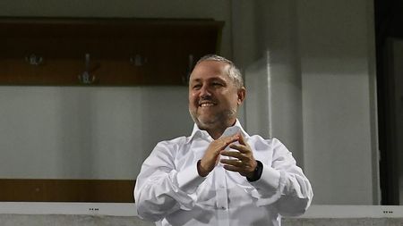 Mihai Rotaru vrea titlul cu orice preț şi face transferul zilei din Superliga! Craiova renunță la un internațional pentru a-i face loc