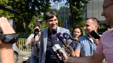 Pițurcă pune tunurile pe fotbalul intern: "Suntem în faliment. Ușor-ușor și FRF intră în colaps financiar"