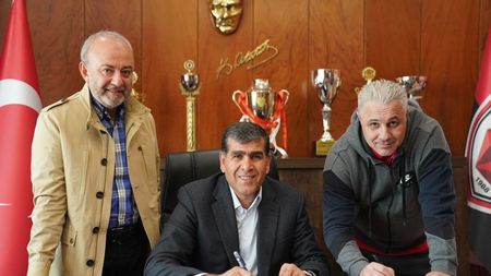 OFICIAL | Marius Șumudică a semnat până în 2021