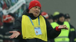 Andone, debusolat după golul magnific înscris de Florinel Coman: "Copilul ăla... cum îl cheamă? Ne-a dereglat". Reacția "Fălcosului" după ce i-a făcut o zi de naștere fericită lui Hagi