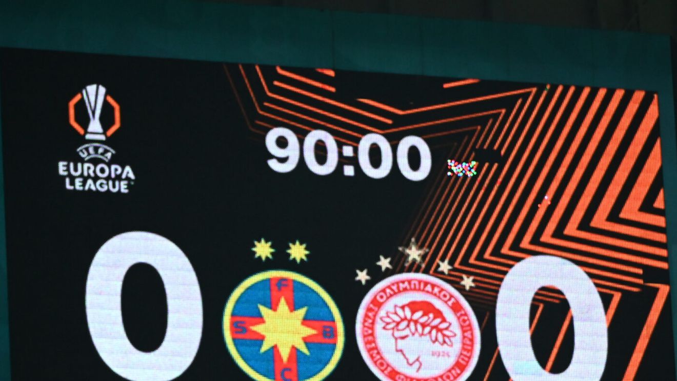 Ce n-ai văzut la TV în FCSB - Olympiacos! Omul lui Gigi Becali, contestat dur pe Arena Națională! Celebrul fan al roș-albaștrilor a dat explicații pentru ProSport: „Am fost felicitat!”. SPECIAL