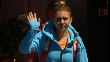 Jurnaliștii australieni nu o cred pe Halep când spune că a pierdut din cauza accidentării: "Numai scuze, scuze..." Simona, ironizată de site-ul oficial al Australian Open