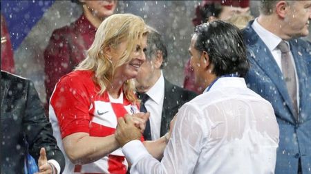 Kolinda Grabar-Kitarovic, prin ochii unui antrenor român. "Asta înseamnă gestul ei!". Tehnicianul care și-a petrecut vacanțele cu Zlatko Dalic, selecționerul Croației | VIDEO EXCLUSIV 