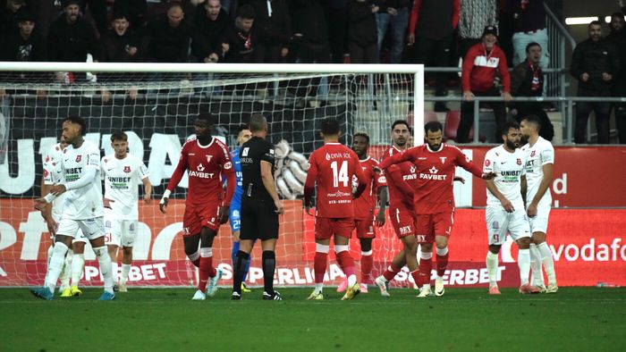 FC Hermannstadt - UTA Arad 0-0, în etapa 24 din Superliga. Sibienii păstrează avansul de 4 puncte față de echipa lui Mircea Rednic