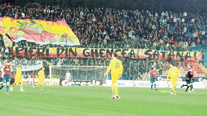 Lăcătuș: "Îl înțeleg pe Gigi dacă vinde Steaua din cauza fanilor!"**