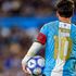 Recordul urmărit acum de Messi e deținut de un fotbalist care s-a culcat cu soția antrenorului, poartă 36 la picior și a fost răpit și sechestrat!