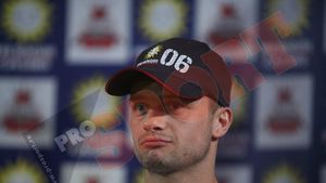 FOTO Jo Jo Dan: "Sunt nerăbdător să dau pumni!"