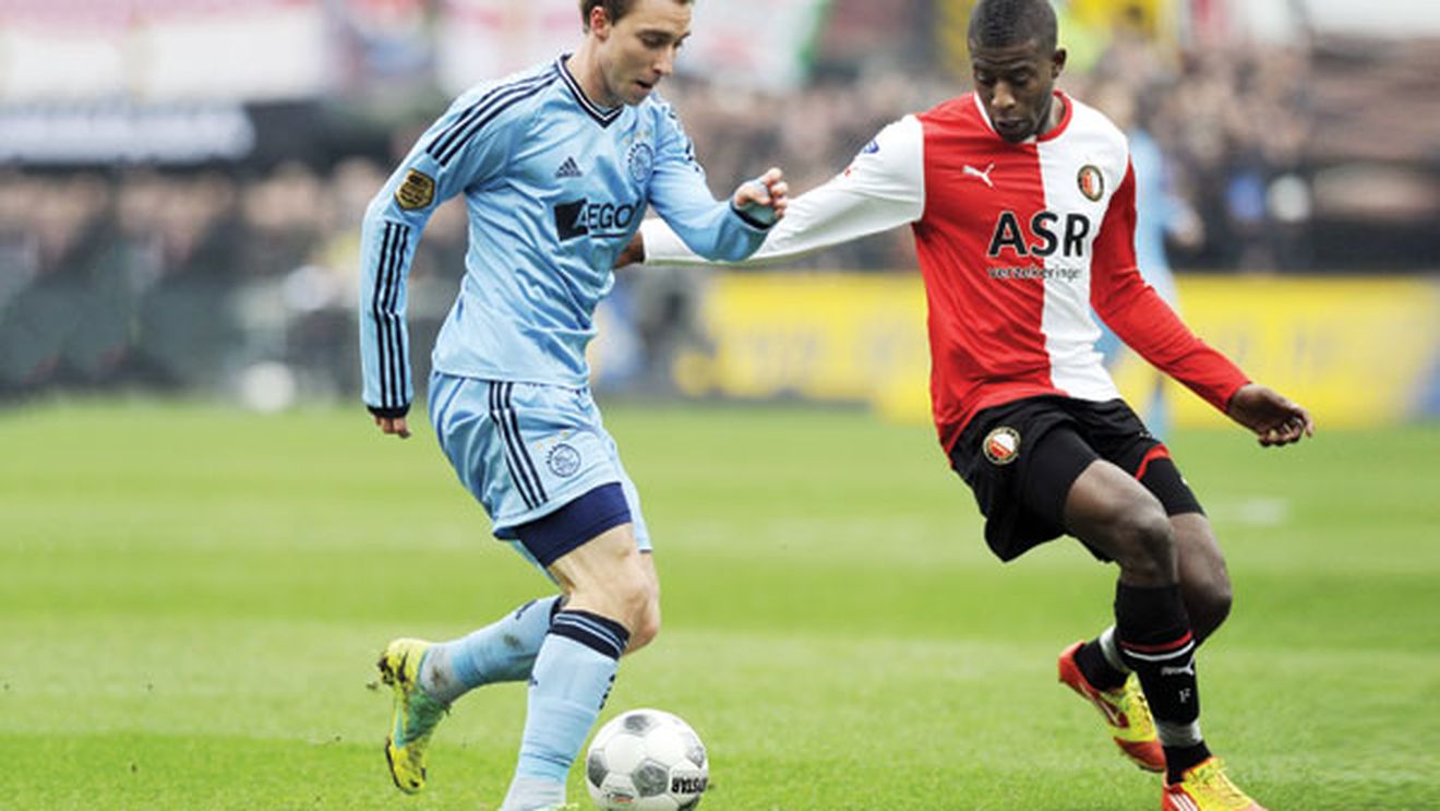 "De Klassieker". Episodul 166! **Cele mai mari rivale din fotbalul olandez se pregătesc de o nouă înfruntare. Week-end plin de derbyuri