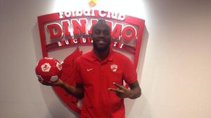 Cum a venit, așa a plecat. Fabien Farnolle și-a reziliat contractul cu Dinamo după doar două luni. Cum îl lăuda Daniel Stanciu pe francez la prezentare