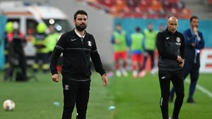 Bombă pentru Dan Șucu! E cea mai grea lovitură: clubul care vine să semneze cu Adi Mutu şi să o lase pe Rapid fără antrenor!