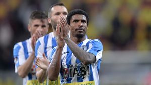 Platini, carantinat și amendat!