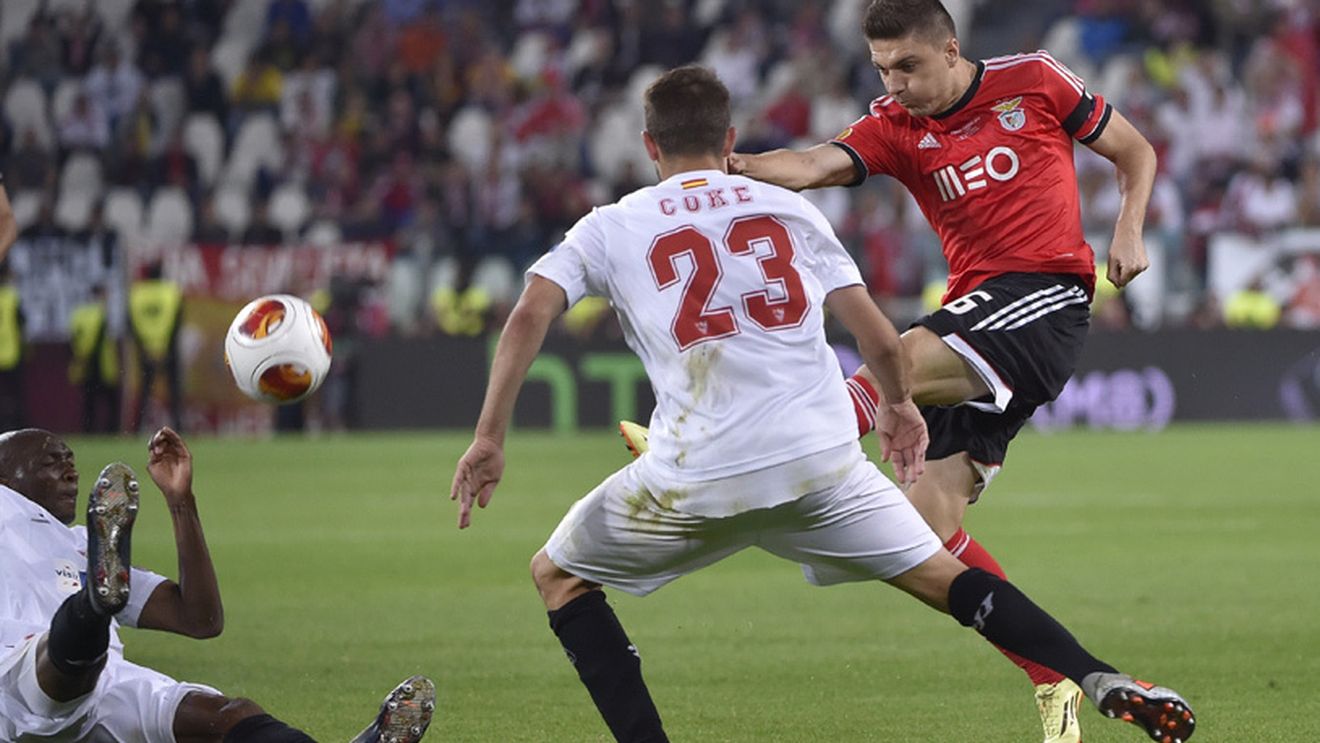 Brazilianul Siqueira a semnat cu Atletico Madrid