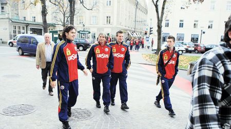 Repriză de shopping!** Și 10 euro se restituie sub tricolor!