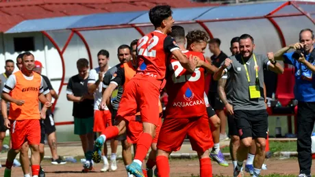 ACSM Reșița câștigă după trei meciuri în Liga 2, dar în urma unui penalty controversat de care a beneficiat în minutul 86. Flavius Stoican: ”Victorie muncită, importantă pentru moral”
