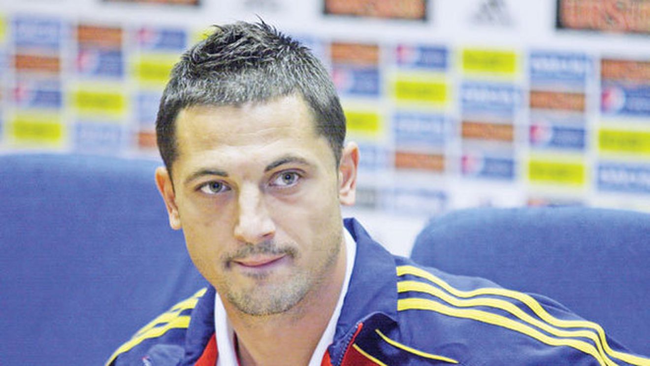 Rădoi îi închide din nou ușa lui Pițurcă:** "Revin la națională doar dacă îmi răpesc soția sau copiii"