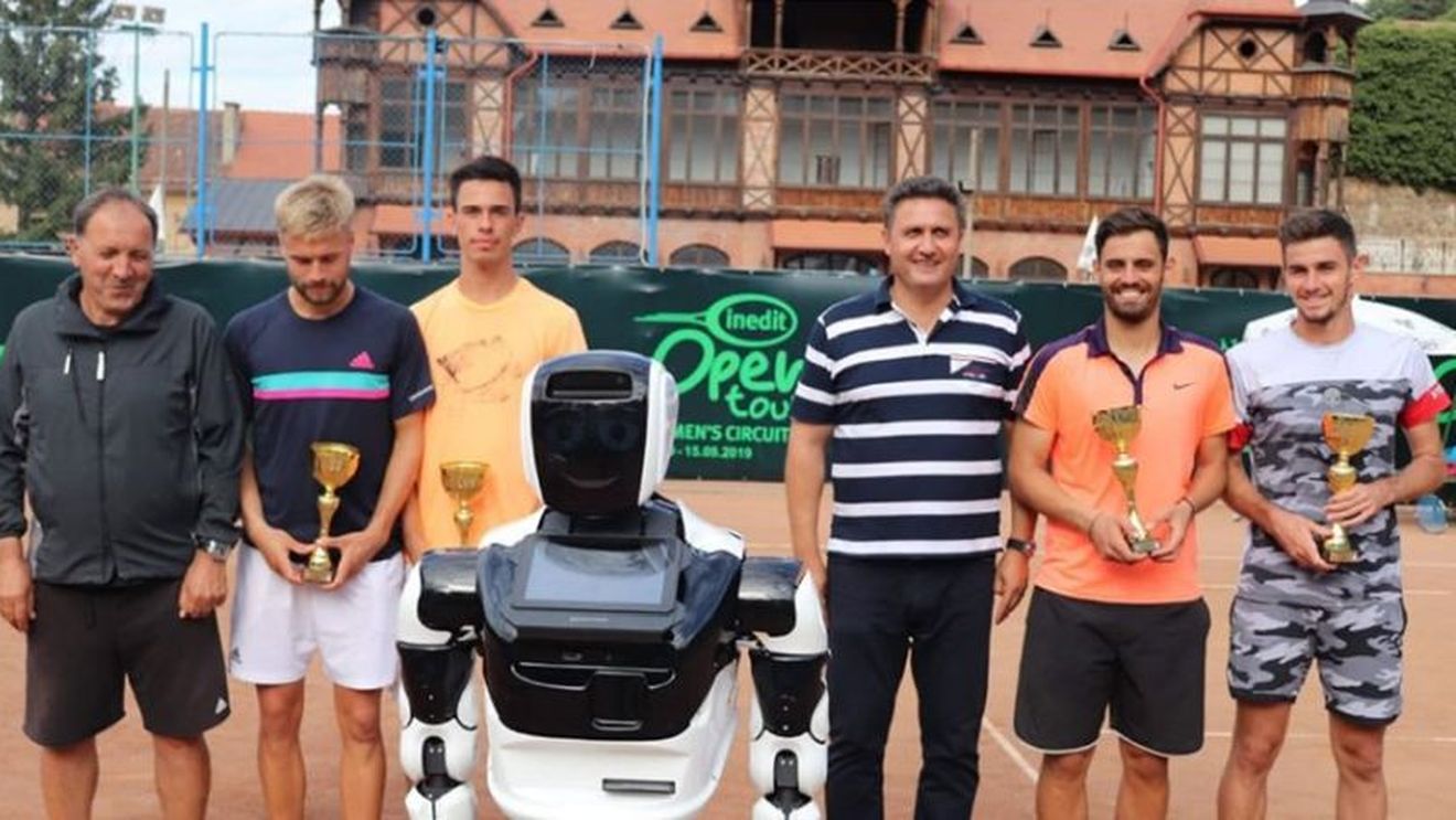 David Nicholas Ionel și perechea Bogdan Apostol/ Nicolae Frunză, câștigătorii turneului Inedit Open Tour de la Brașov