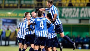 Au trecut peste eliminarea din Europa. CSMS Iași - Gaz Metan 3-1! Bole a înscris golul partidei, cu un șut din afara careului