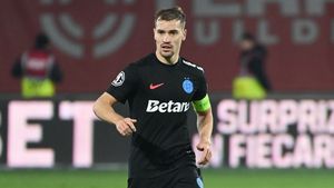 In-cen-diar! Darius Olaru l-a făcut mincinos, în direct la TV, pe Giovanni Becali: „N-am spus nimănui că vreau să plec! Să nu se creadă tot ce se spune!”